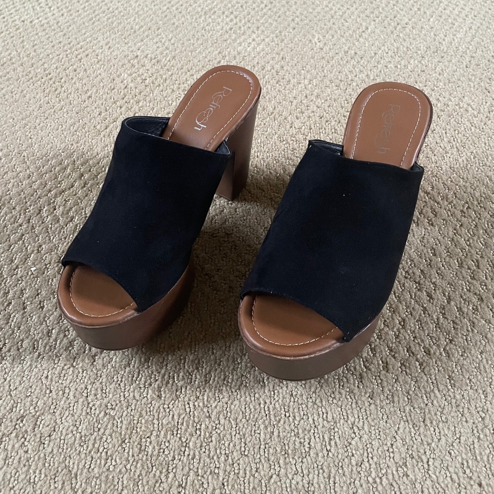 Refresh Black Faux Suede Platform Sandals (8) - Picture 2 of 7
